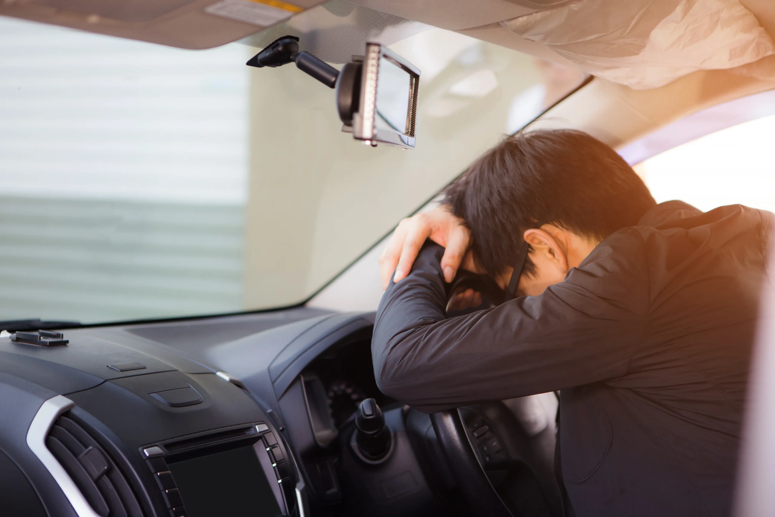 タクシー運転手が離職を考える主な理由